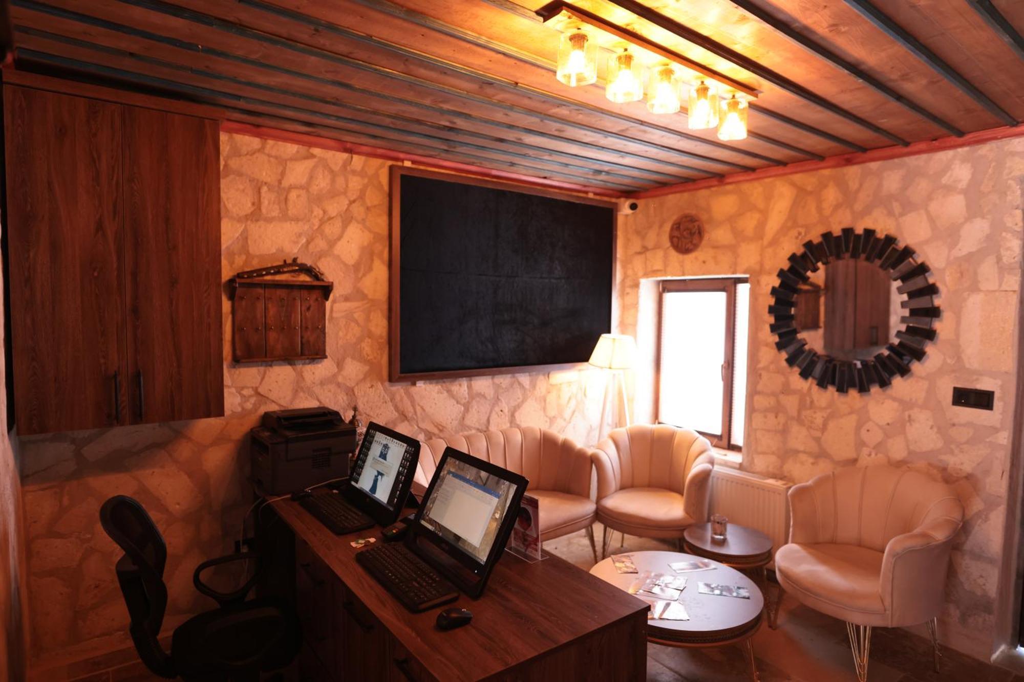 Stone Owl Otel & Restaurant Uçhisar Eksteriør billede